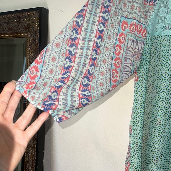 Bohemian Patterned Women's Top - Picture 5 of 5